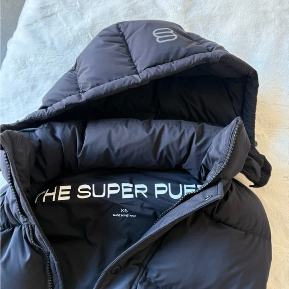 Superpuff Black Jacket - Picture 3 of 5